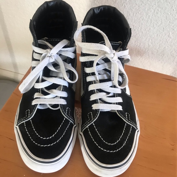 black vans size 5